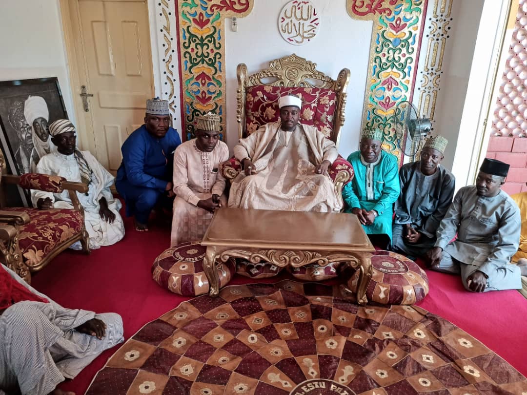  At the palace of the Emir of Pategi Alh Umar Ibrahim for the condolence visit and fidau prayer of one-time council Chairman Alh Umar Musa 2003 to 2007. The team led by the Ag Provost Dr Jimoh Ahmed Ayinla, Ag Registrar Mr Yomi Lawal, Samusdeen Sanni, and Iyanda Tunde at Pategi on 28th day of August 2021.